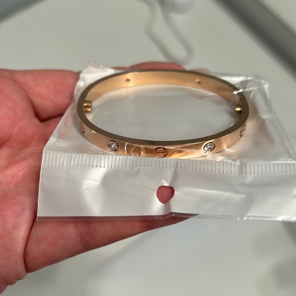 Brand new bracelet